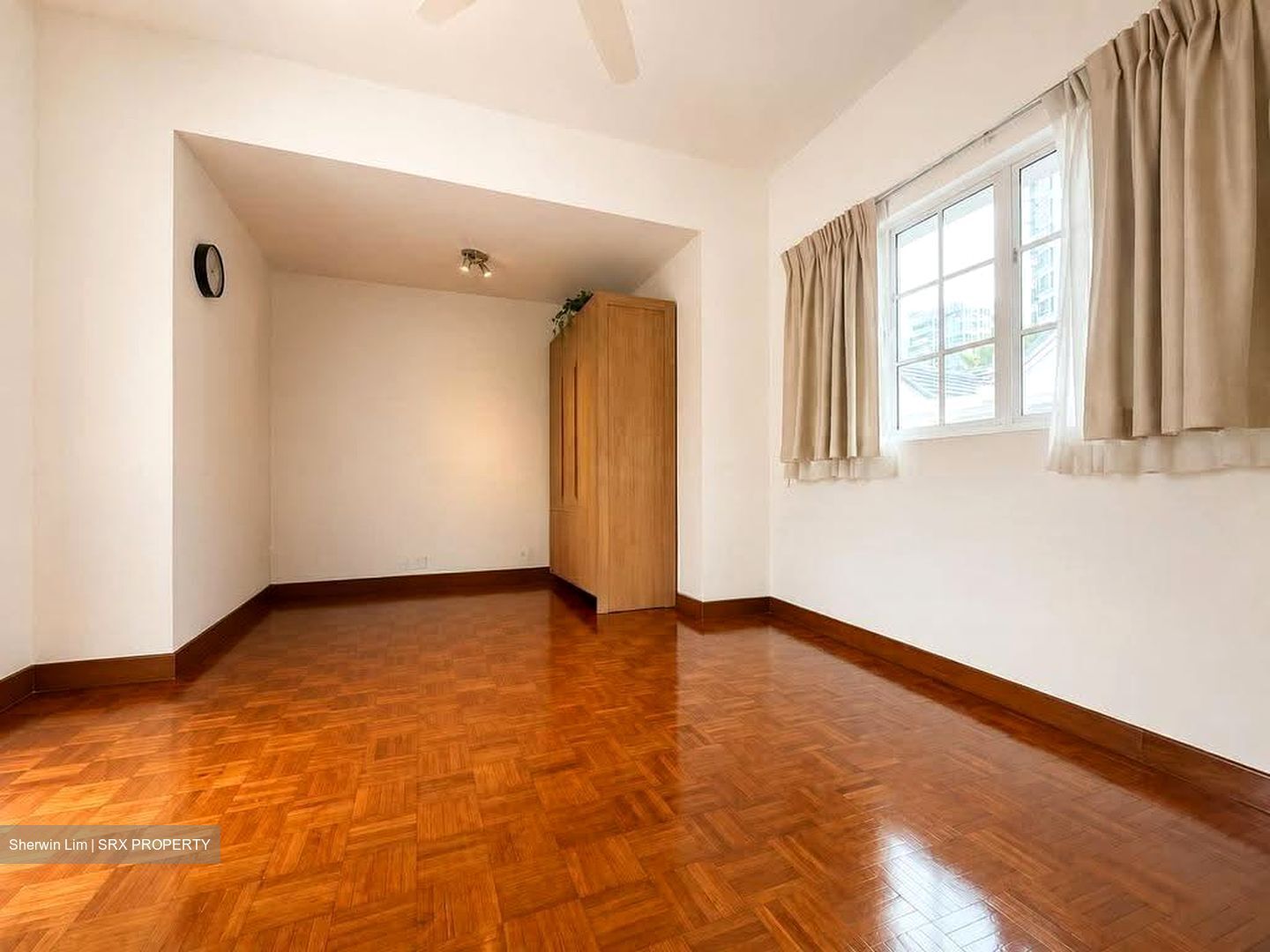 Lowland Road (D19), Terrace #613500781